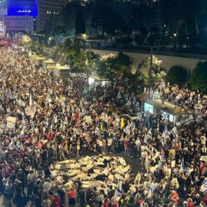 israilde hukumet karsiti gosteriler devam ediyor AItVWpci