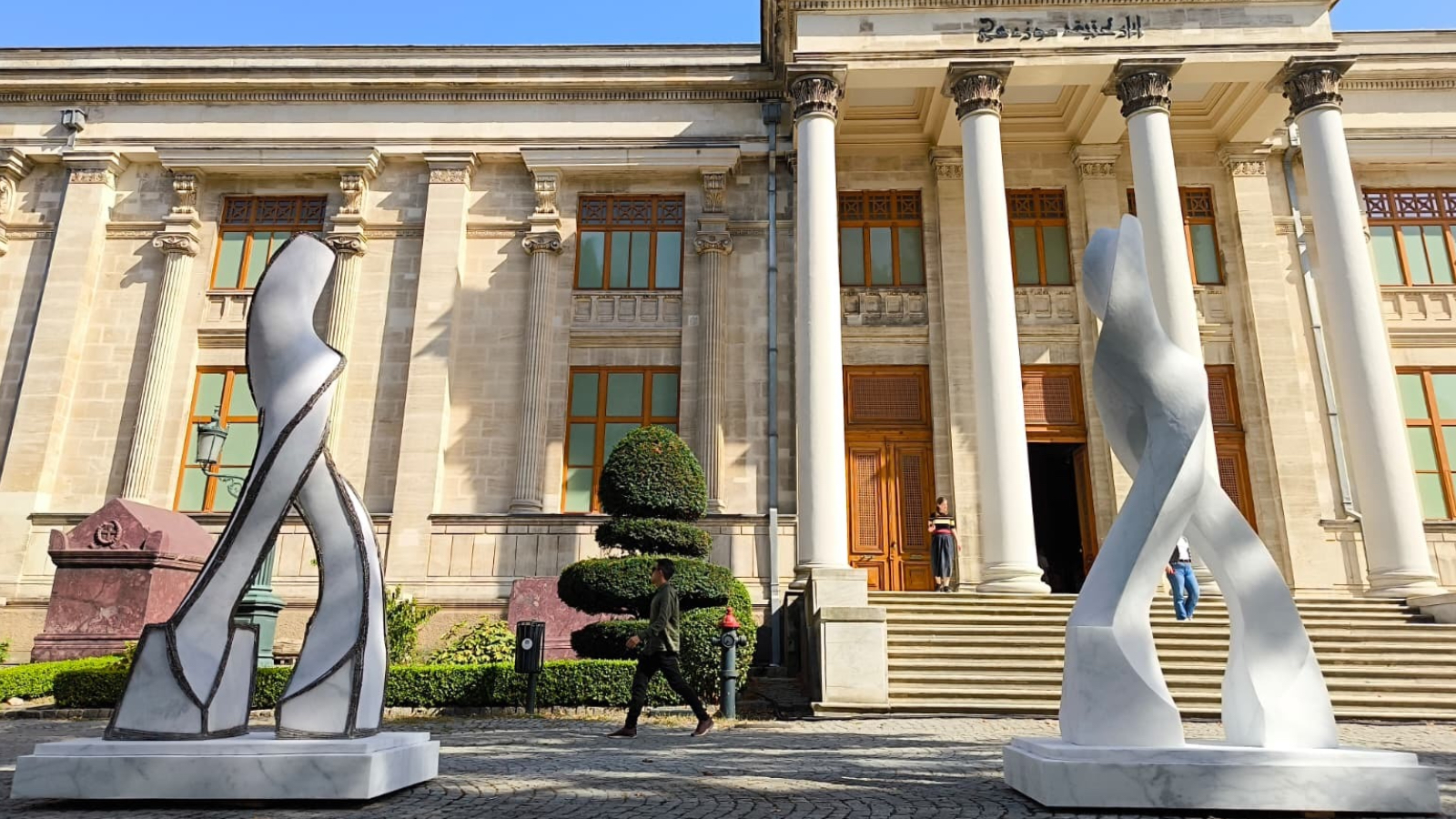 heykel sanatcisi nilhan sesalanin sergisi istanbul arkeoloji muzelerinde eTXKIMUF