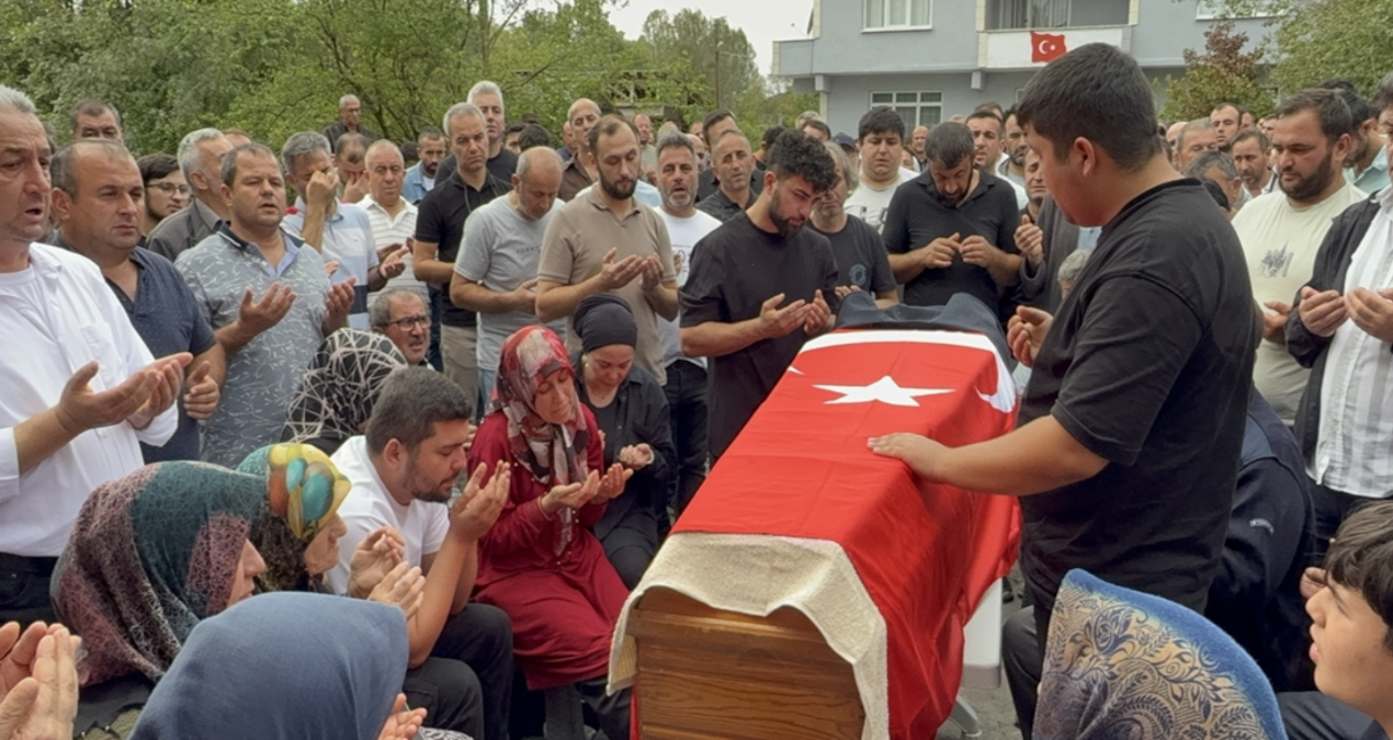 zonguldakta gocukte olen madenci topraga verildi TeaJTRuq