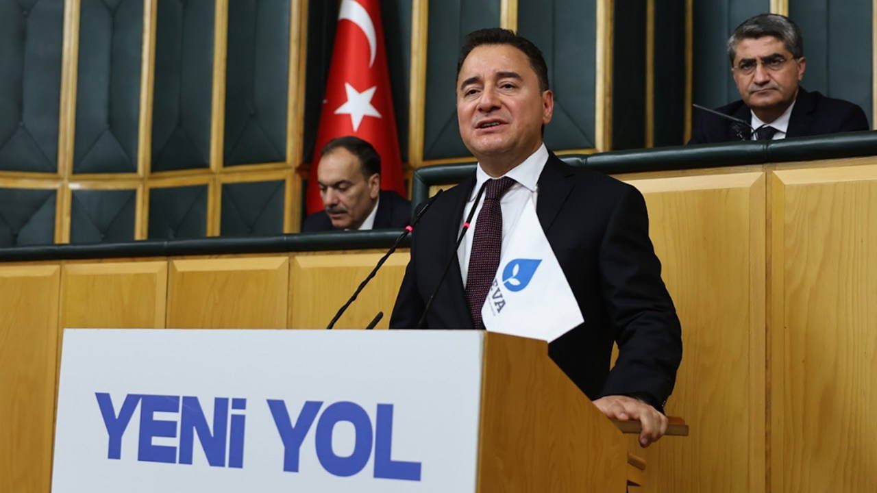 ali babacan sert cikti kime selam verecegimizi size mi soracagiz kardesim cWAlZbnO