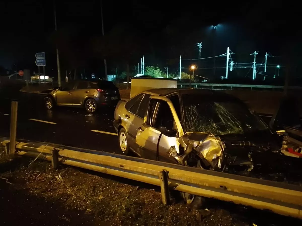 pazaryerinde trafik kazasi 2 yarali swqJOneM.jpg