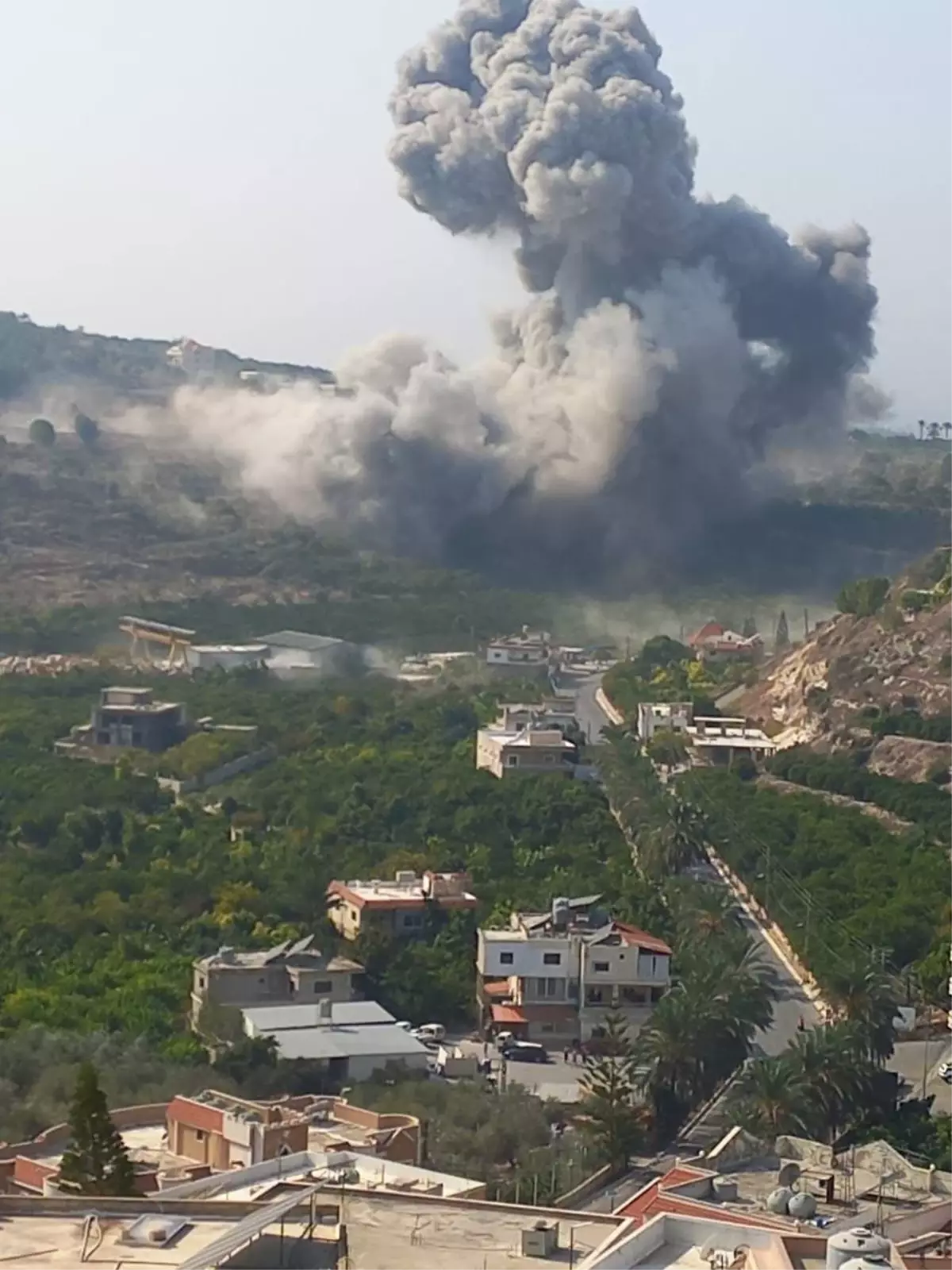 israilin sur kentine hava saldirisi i5SvTmbj.jpg