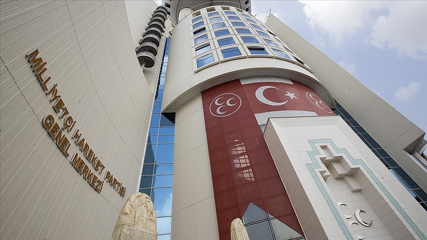 MHP’de istifa. İzzet Ulvi Yönter Genel Başkan Yardımcılığı görevini bıraktı