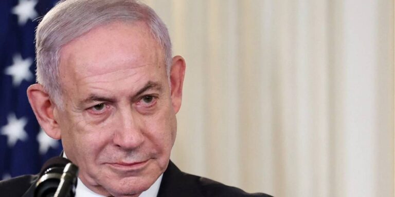 mahkemeye-saatler-kala-yine-karar-degisti-netanyahunun-yolsuzluk-durusmasi-ertelendi-aW6Psqyn