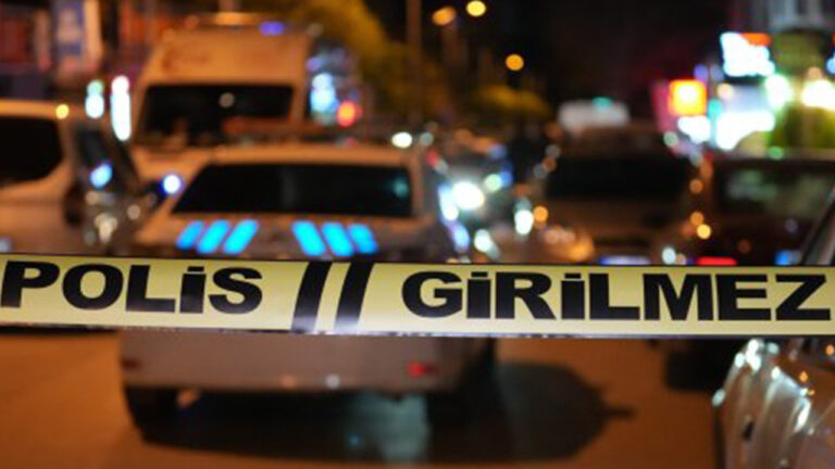 kayseride-trafik-kazasi-anne-ve-oglu-yaralandi-t74CbYG2